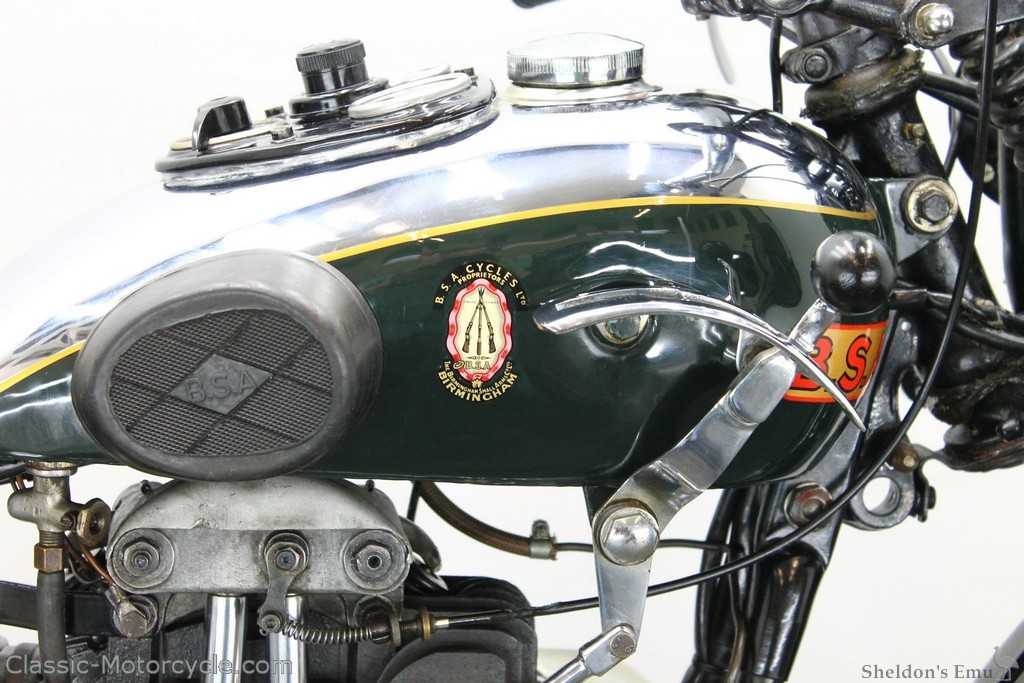 BSA-1933-W33-8-500cc-CMAT-08.jpg