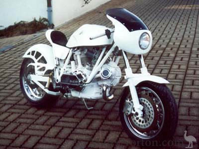 Moko-Ducati-900-jg77.jpg