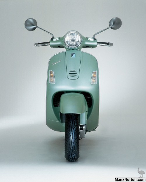 Vespa-GT200.jpg