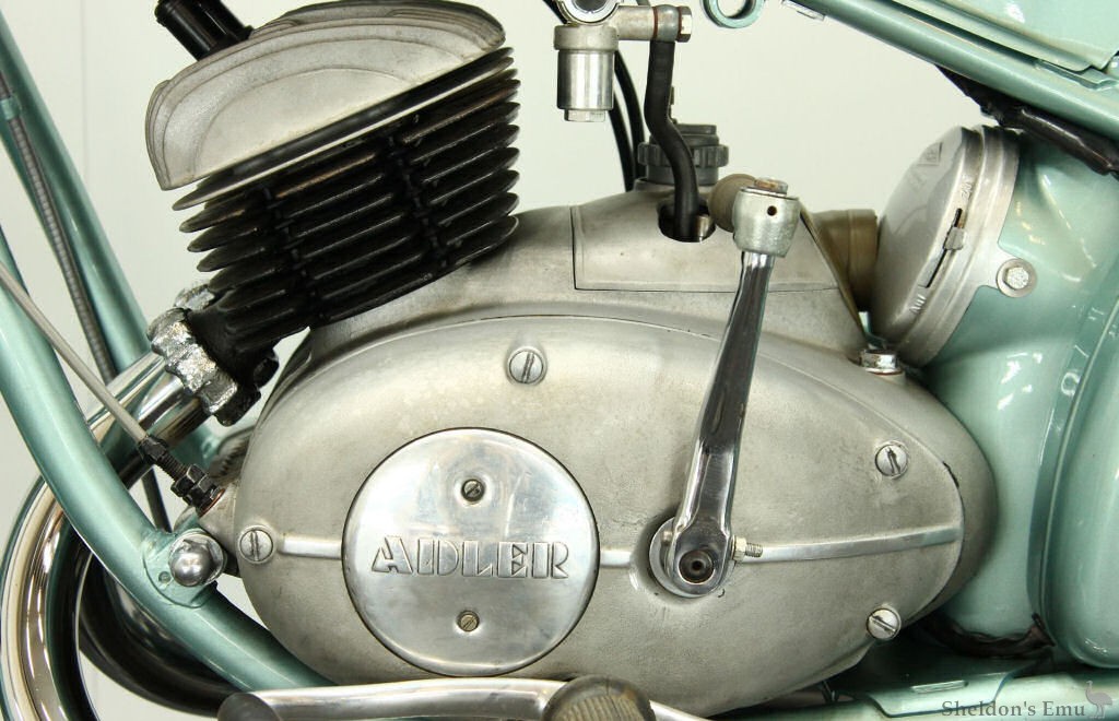 Adler-1954-MB250-CMAT-05.jpg