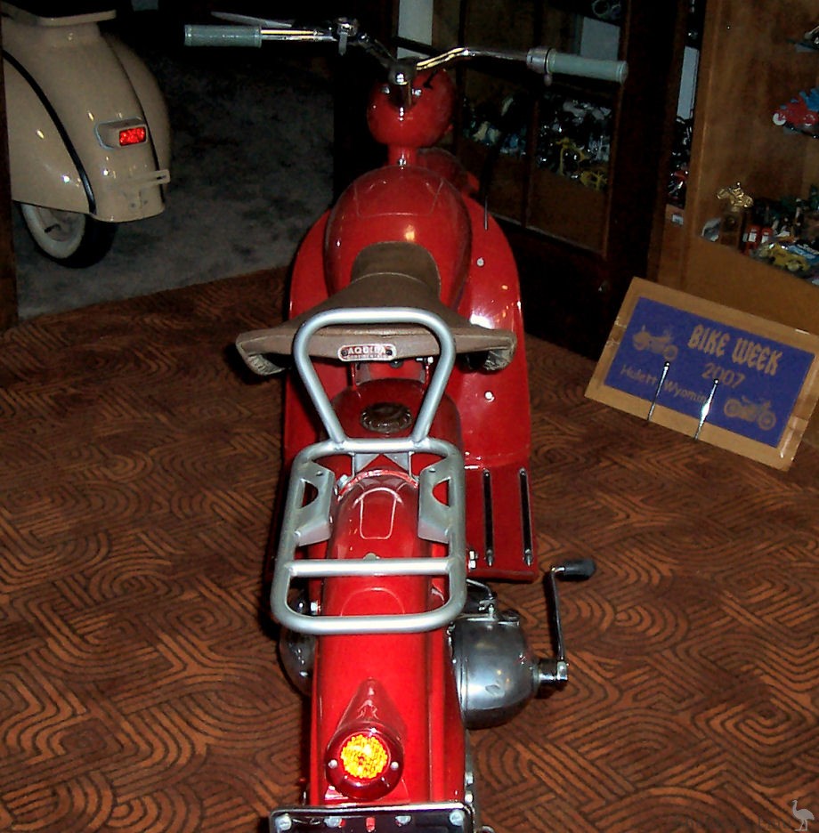 Aermacchi-1953-125N-5.jpg