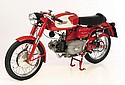 Aermacchi-1962-AlaRossa-175cc-2.jpg