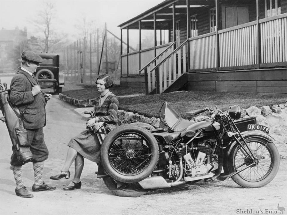 AJS-1939-V-Twin-Golfers.jpg