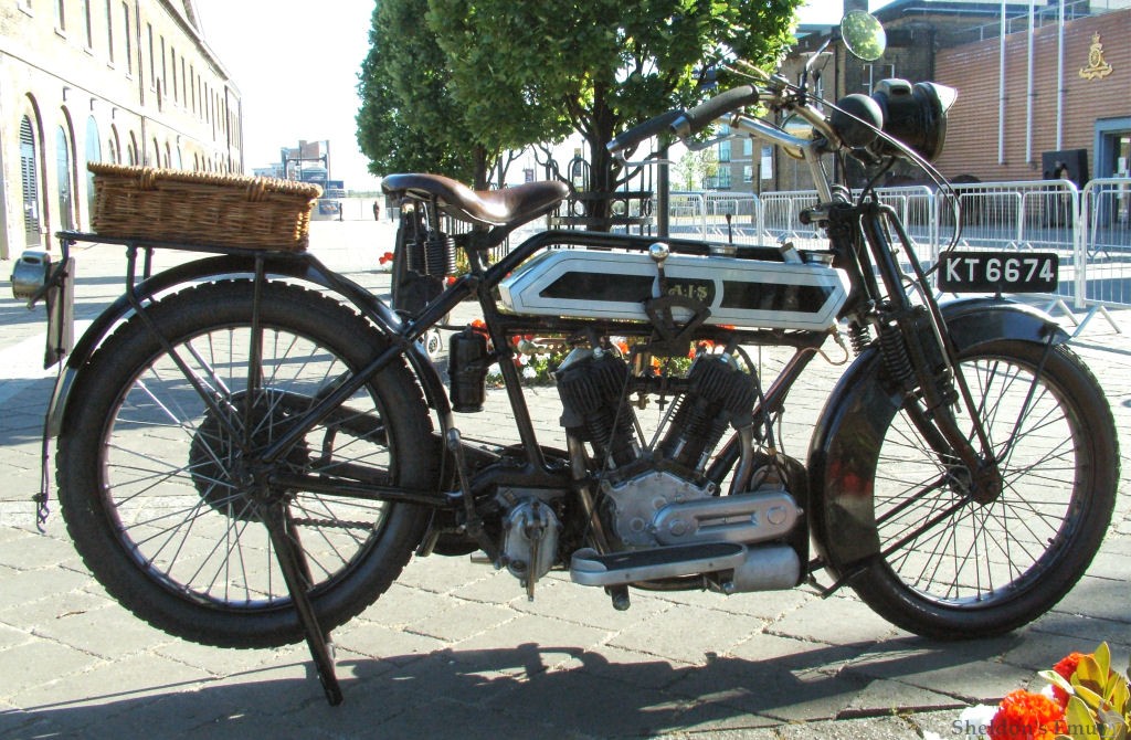 AJS-1913-Model-D-700-V-Twin-Kjb.jpg