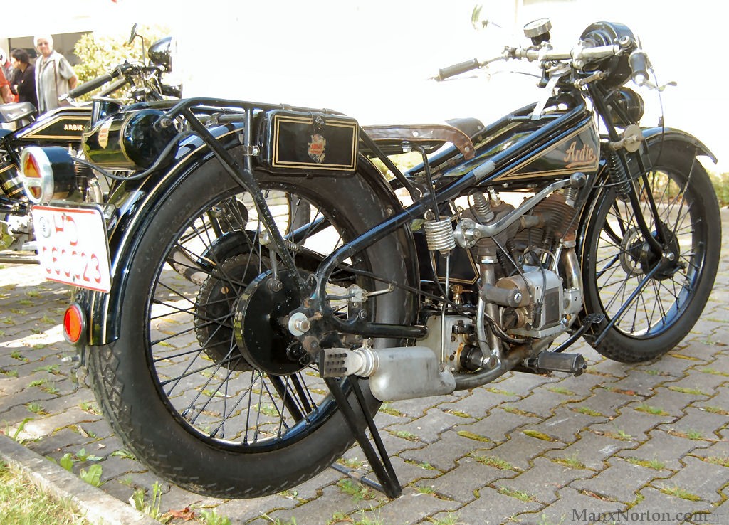 Ardie-1927c-JAP-Twin-CHo-01.jpg