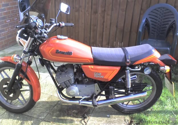 Benelli-1982-125-Sport-1.jpg