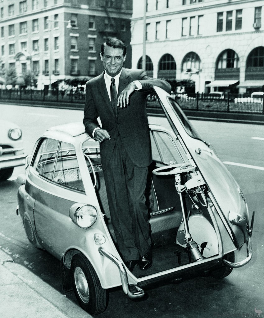 BMW-1958-Isetta-Cary-Grant.jpg