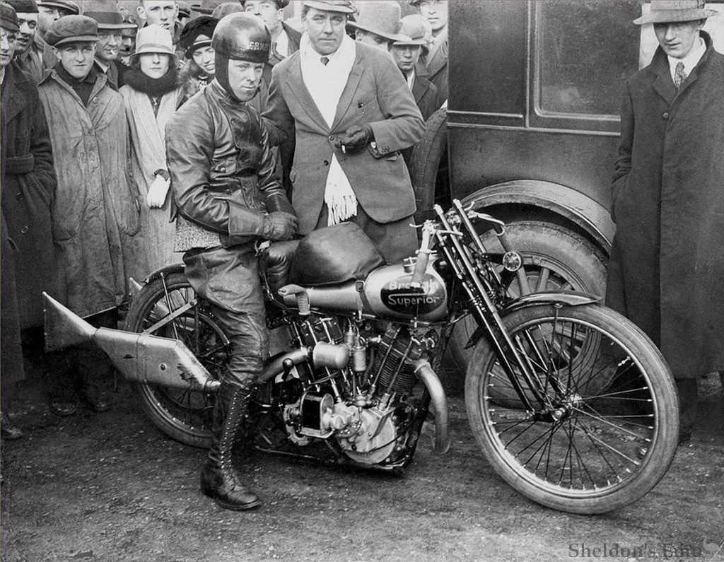 Brough-Superior-1927-Joe-Wright.jpg