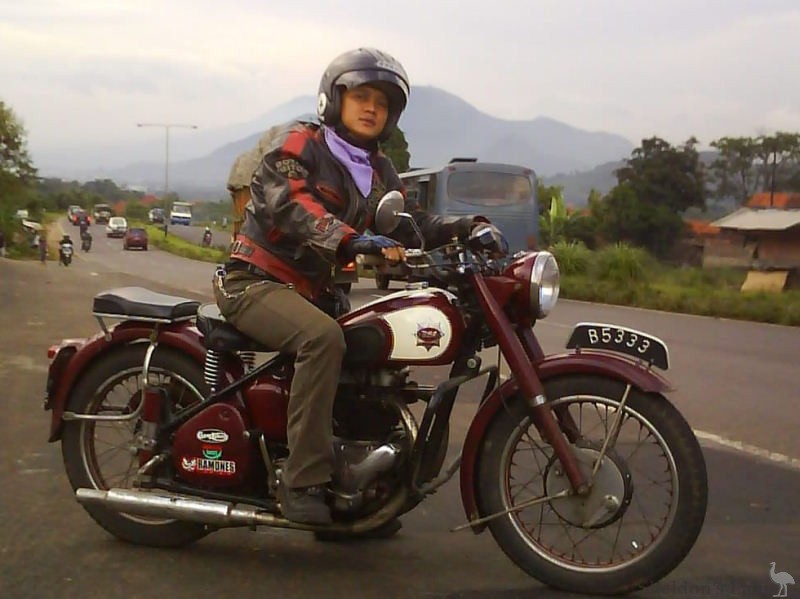 BSA-Star-Twin-Indonesia.jpg