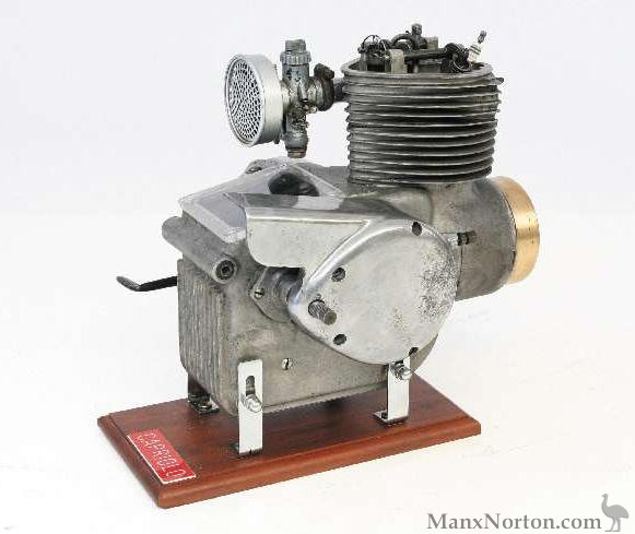 Capriolo-1952-75cc-engine-1.jpg