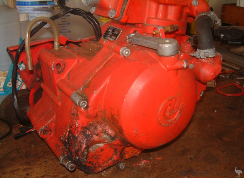 Casal-M117-engine.jpg