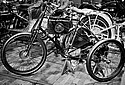 De-Dion-Bouton-1900c-Tricycle-TMS.jpg