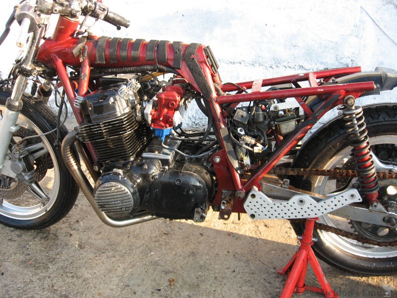 Egli-Honda-750-qq-1.jpg