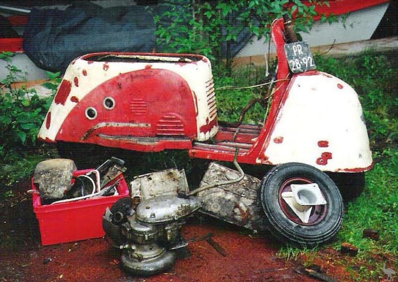 Goggo-Scooter-NL-1.jpg