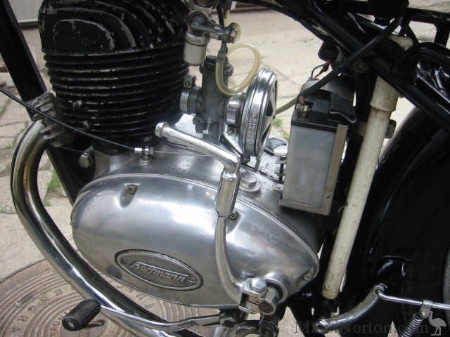 Hoffmann-MR250-Serbia-engine.jpg