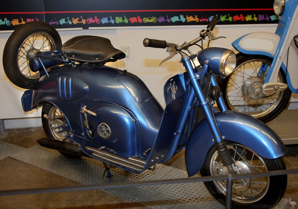 Iso-1958-Scooter-BMB.jpg