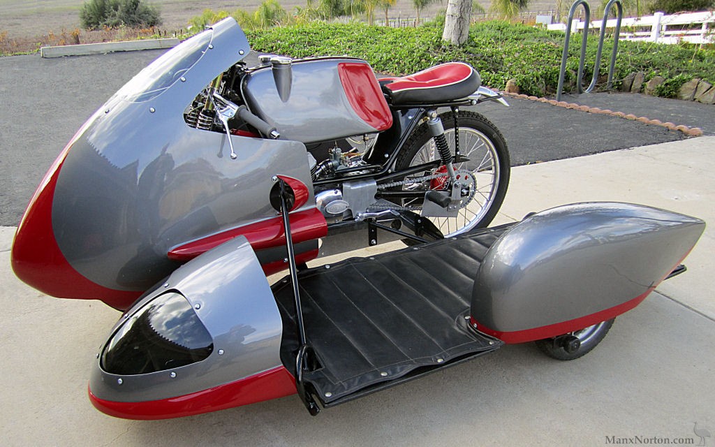 Italjet-1965-Conquistador-Sidecar.jpg