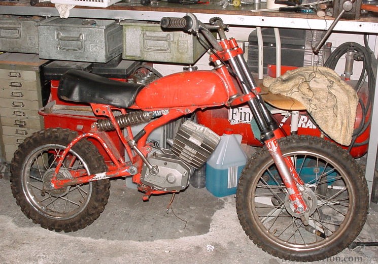 Italjet-Rood-50cc.jpg