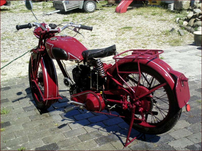 James-1928-350cc-2.jpg