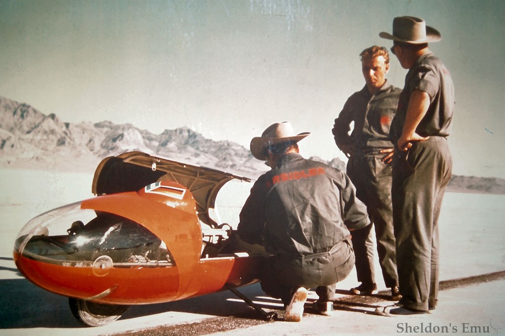 Kreidler-1965-Zigarre-CHo-Salt-Flats.jpg