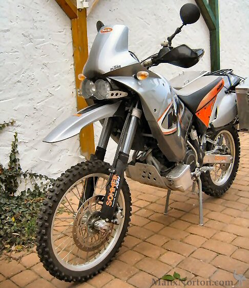 KTM-Adventure.jpg