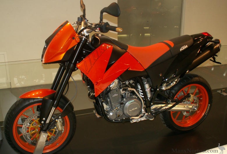 KTM-Duke-II-640.jpg