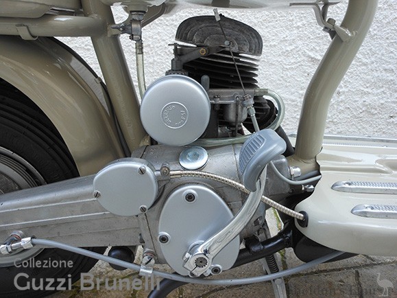 Lambretta-1956-D125-MGF-06.jpg