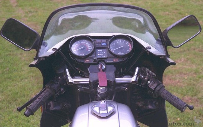 Laverda-Mirage-Instruments-late-model.jpg