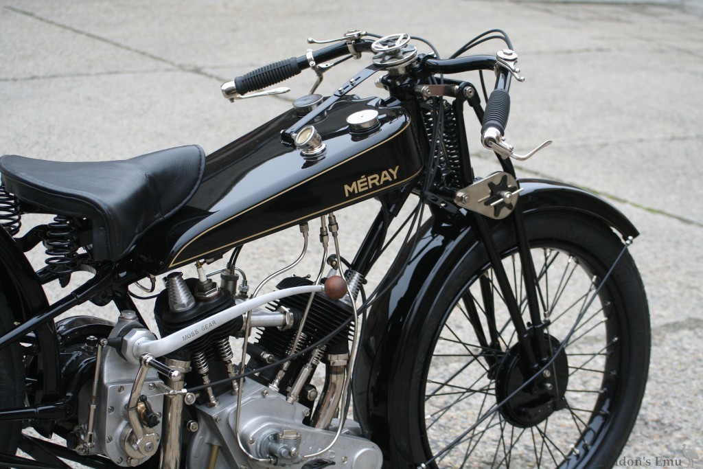 Meray-JAP-V-Twin-Moma-02.jpg