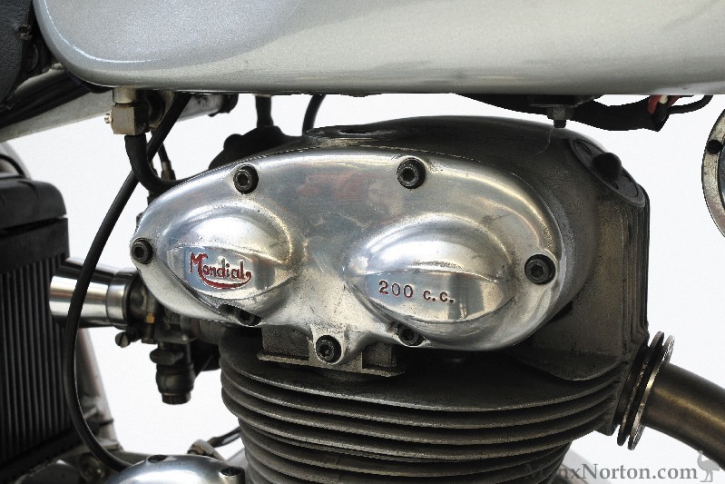 Mondial-1952-200cc-Constellation-Hsk-05.jpg