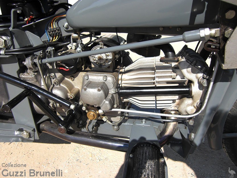 Moto-Guzzi-1971-Ercole-500-MGF-04b.jpg