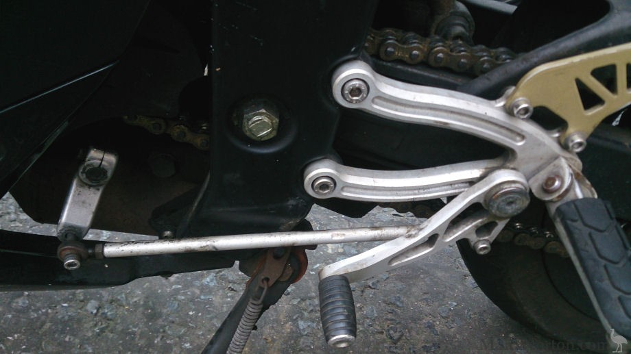 Motorhispania-2010-RX125R-Rearset.jpg