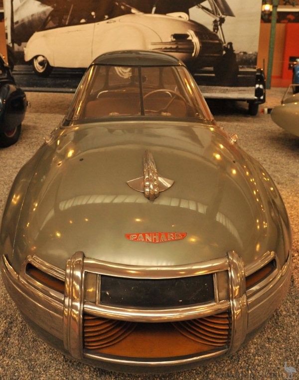 Mulhouse-Panhard-Levassor-1940.jpg