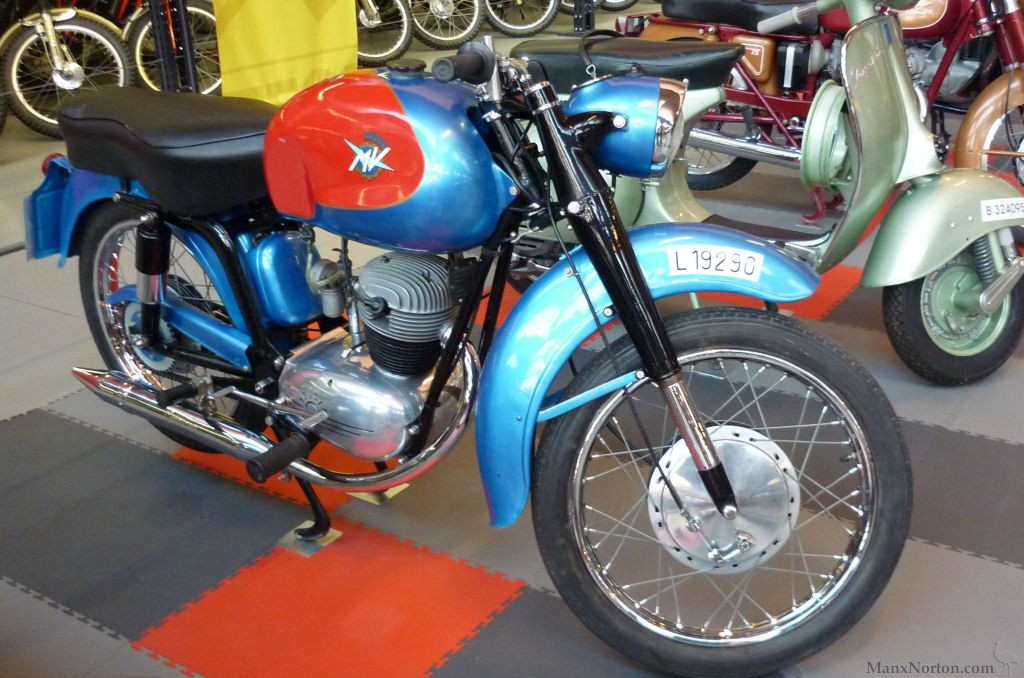 MV-Agusta-1959c-150cc-CMN-Wpa.jpg