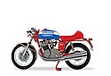 MV-Agusta-1972-750S-studio.jpg