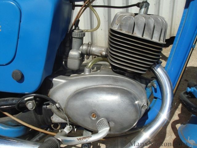 MZ-1968-ES-150cc-007.jpg