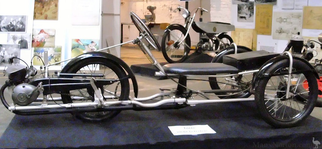 Neander-1934c-Tricycle-Wpa.jpg