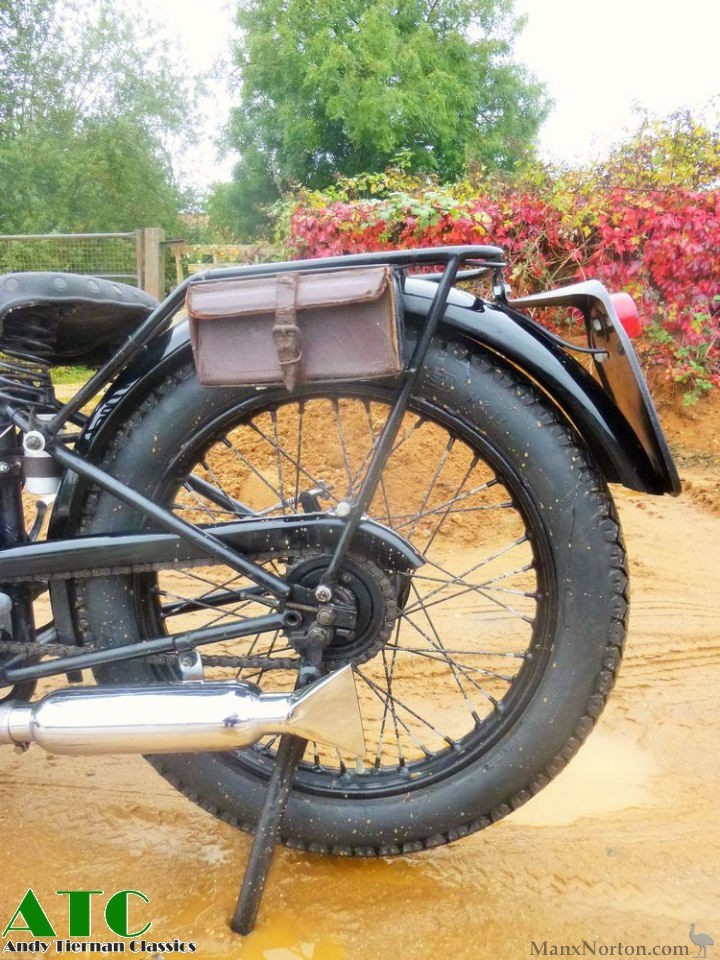 New-Imperial-1933-Model-30-250cc-AT-02.jpg