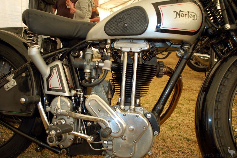 Norton-1934-Model-18-Jaws-2.jpg