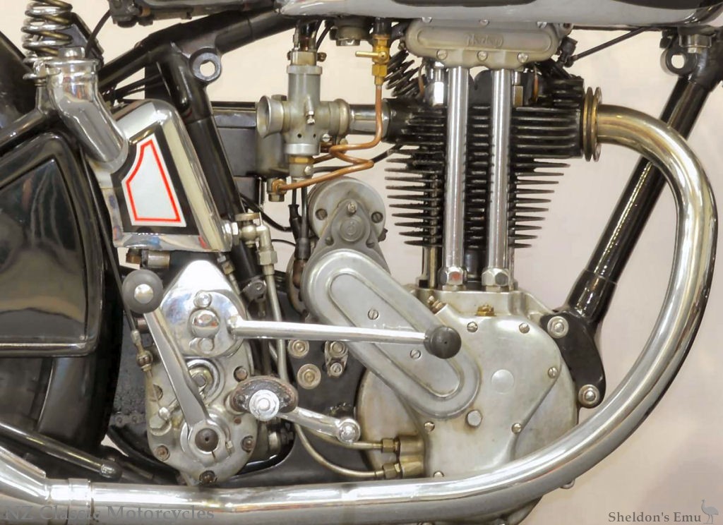 Norton-1934-Model-18-NZM-02.jpg