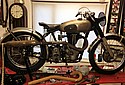 Norton-1947-350T-RDixon.jpg