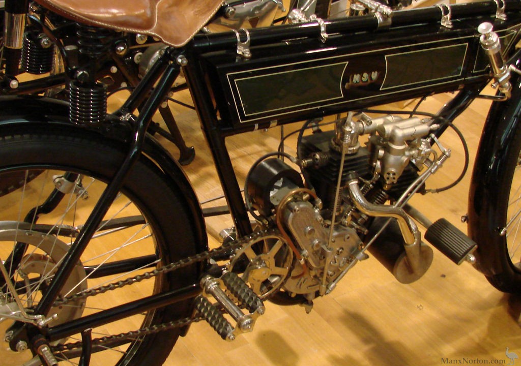 NSU-1904-Twin-SMu-CHo-02.jpg