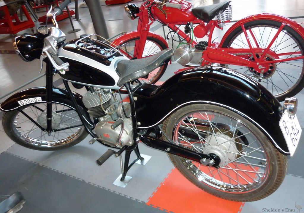 Ossa-1951-125cc-CMN-Wpa.jpg