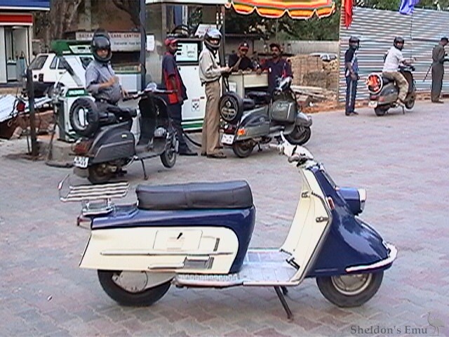 Heinkel-1962-Tourist-India.jpg