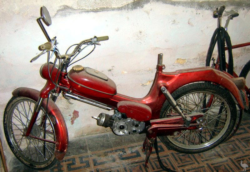 Puch-MS50-Cuba-4.jpg