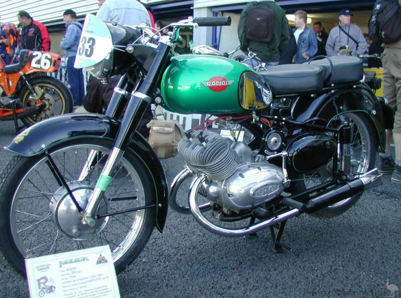 Radior-1954-Bison-250cc.jpg