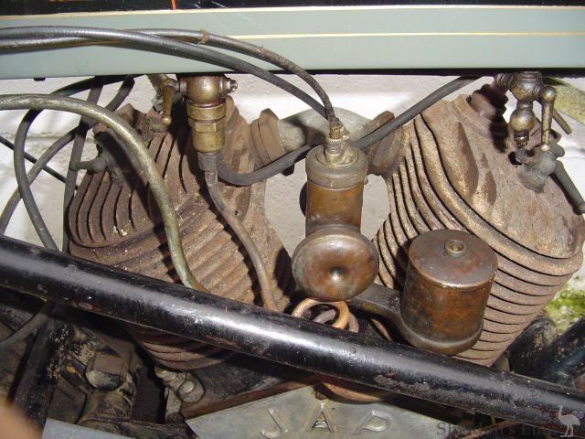 Rex-Acme-1920-V-Twin-3768-35.jpg