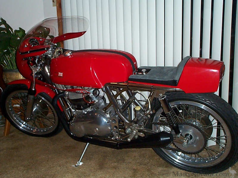 Rickman-Triumph-Cafe-Racer.jpg