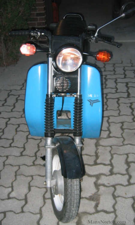 Simson-50-1990-front.jpg