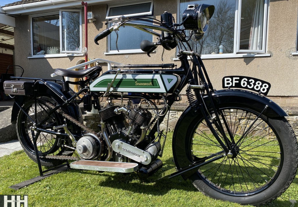 Sparkbrook-1914-770cc-V-Twin-HnH-01.jpg